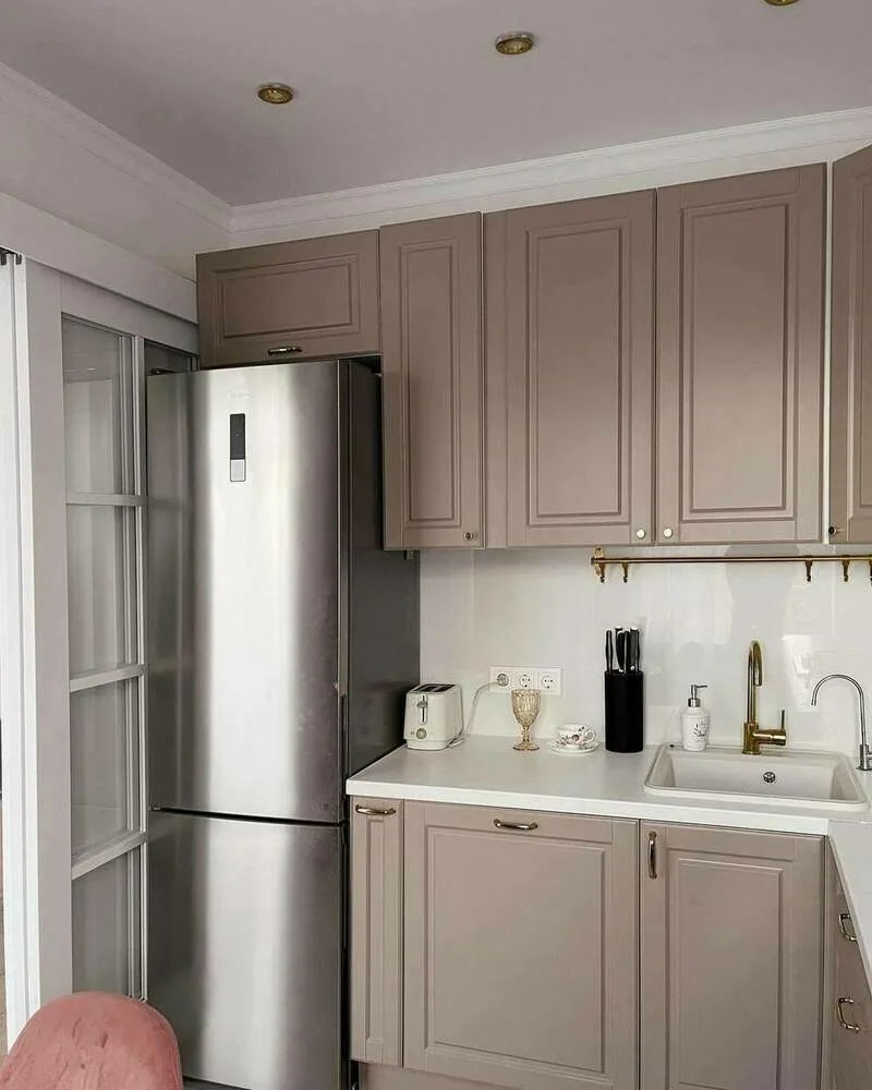 Foto: im Stil von, Wohnung, Zimmerinterior, Interieur-Stil, Inneneinrichtung, Umbau, Zweiräumlichkeit, wie man das Interior einer Zweiräumlichkeit einrichtet, Interior einer Zweiräumlichkeit, Interior einer Stalin-Appartement, Inneneinrichtung im Stalin-Stil, wie man eine Umbau in einer Stalin-Appartement durchführt, Stalin-Appartement, 40-60 Quadratmeter, Renovierung eines Stalin-Appartements, Küchen im Stalin-Stil, Umbau einer Standardwohnung, Wohnzimmer in einem Stalin-Appartement, Heizung in einem Stalin-Appartement, Badezimmer in einem Stalin-Appartement, Renovierung des Badezimmers in einem Stalin-Appartement, Umbau mit eigenen Händen – Fotos auf unserer Website