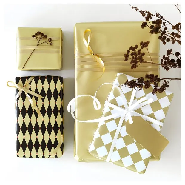 Фотография: в стиле , Гид, ИКЕА, новогоднее оформление интерьера, новогодний декор, новогодняя сервировка стола, зимний интерьер квартиры, много ИКЕА – фото на нашем сайте