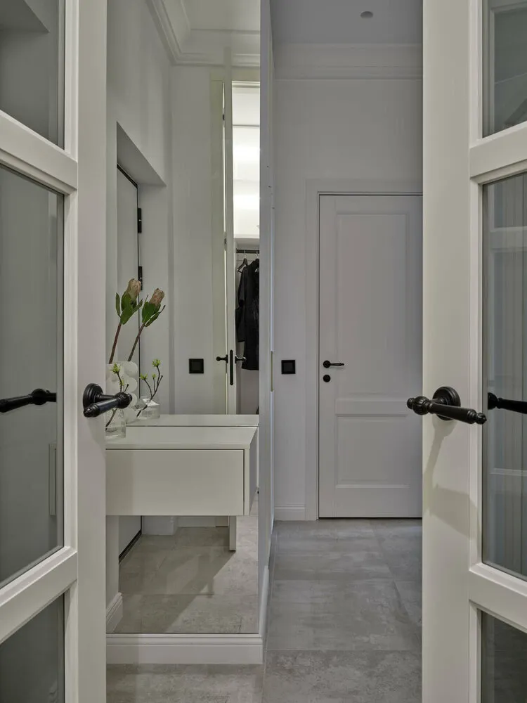 Photo: in style , Entrance Hall, Room Interior, Interior Style, Interior Design, Tips, Ideas for an Entrance Hall, Storage in Compact Spaces, Narrow Entrance Hall, Design of a Small Entrance Hall, Ideas for Organizing an Entrance Hall, Entrance Hall Design, Where to Store Things, Ergonomics of an Entrance Hall, How to Decorate an Entrance Hall, How to Decorate a Small Entrance Hall, Small Entrance Hall, Functional Entrance Hall, Small Entrance Hall Design, Ideas for a Small Entrance Hall, Entrance Hall Interior, Storage in an Entrance Hall – Photo on Our Site