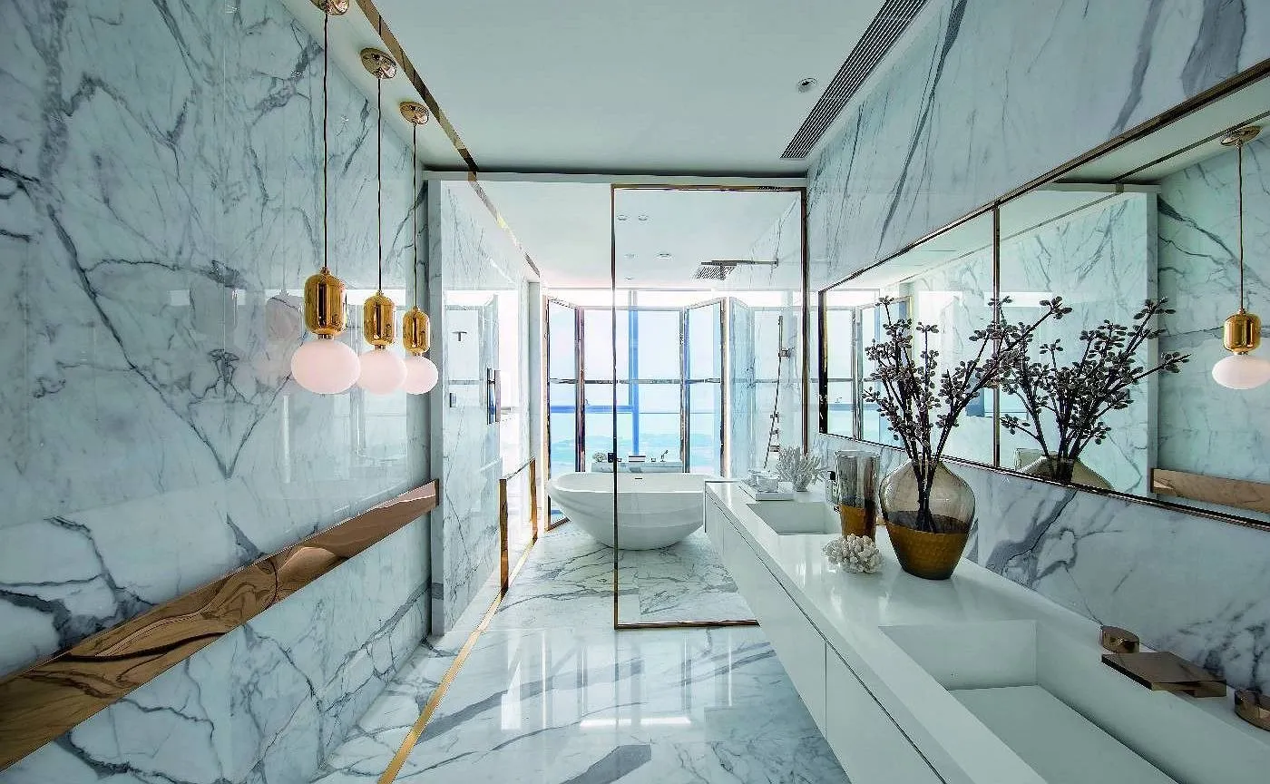 照片：现代浴室，纳迪亚·扎托娃，Gid，奥尔加·沙波瓦洛娃，伊万·米罗柳博夫，塔季扬娜·戈尔霍娃 – 我们网站上的照片