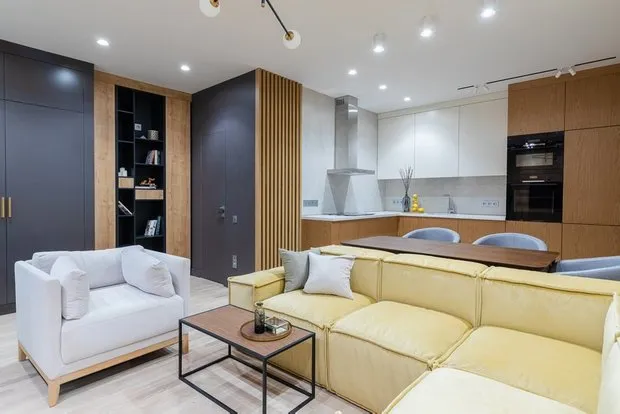 Фотографія: Гостьова кімната в стилі Мінімалізм, Гід, жовтий диван, жовтий диван у інтер'єрі – фото на нашому сайті