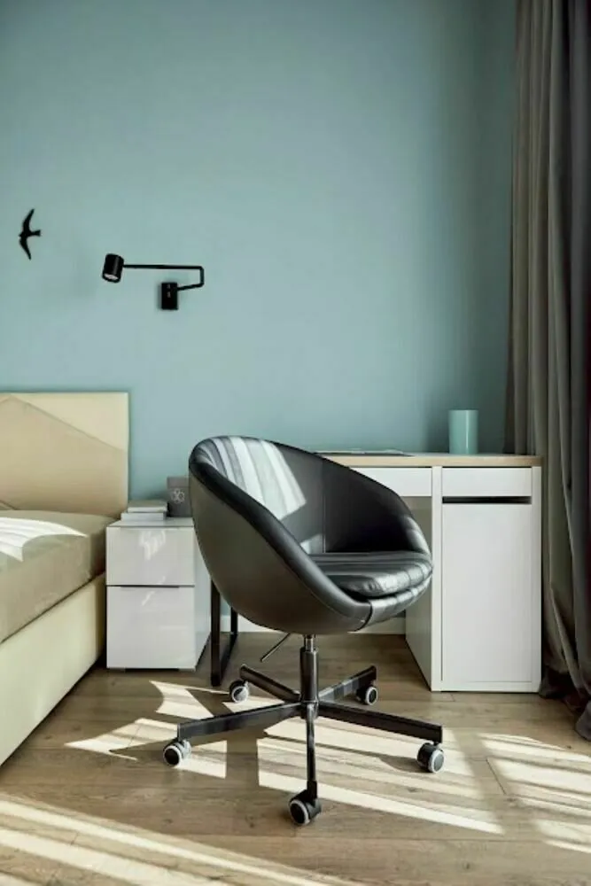 Foto: Habitación principal en estilo moderno, minimalismo, Proyecto de la semana – fotos en nuestro sitio web