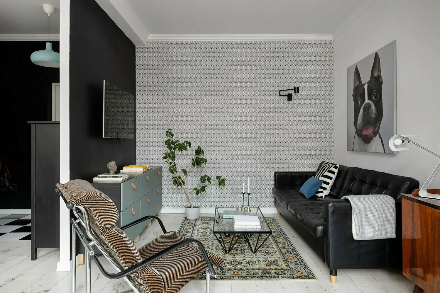 Фотография: в стиле , Интерьер комнат, Интерьерный стиль, Дизайн интерьера, Советы, как сделать интерьер уютнее, как создать уютную атмосферу, как сделать интерьер комфортным, интерьер квартиры, Как сделать маленькую квартиру комфортной и стильной, которые портят настроение, ошибки в интерьере – фото на нашем сайте