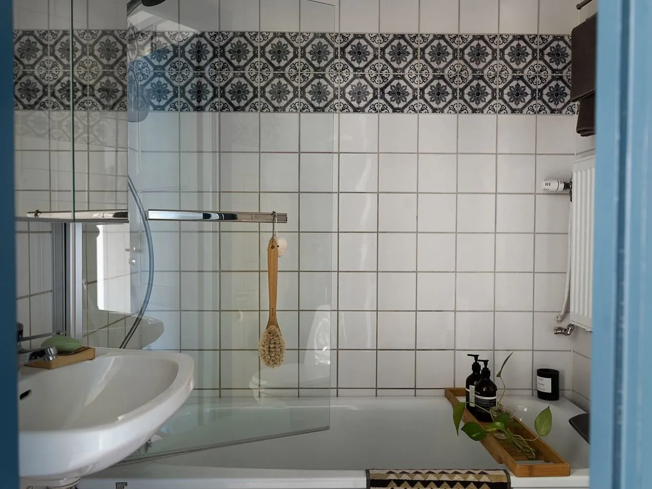 Zdjęcie: styl, skandynawski, mieszkanie, porady, biały, niebieski, szary, 1 pokój, do 40 metrów – zdjęcie na naszej stronie