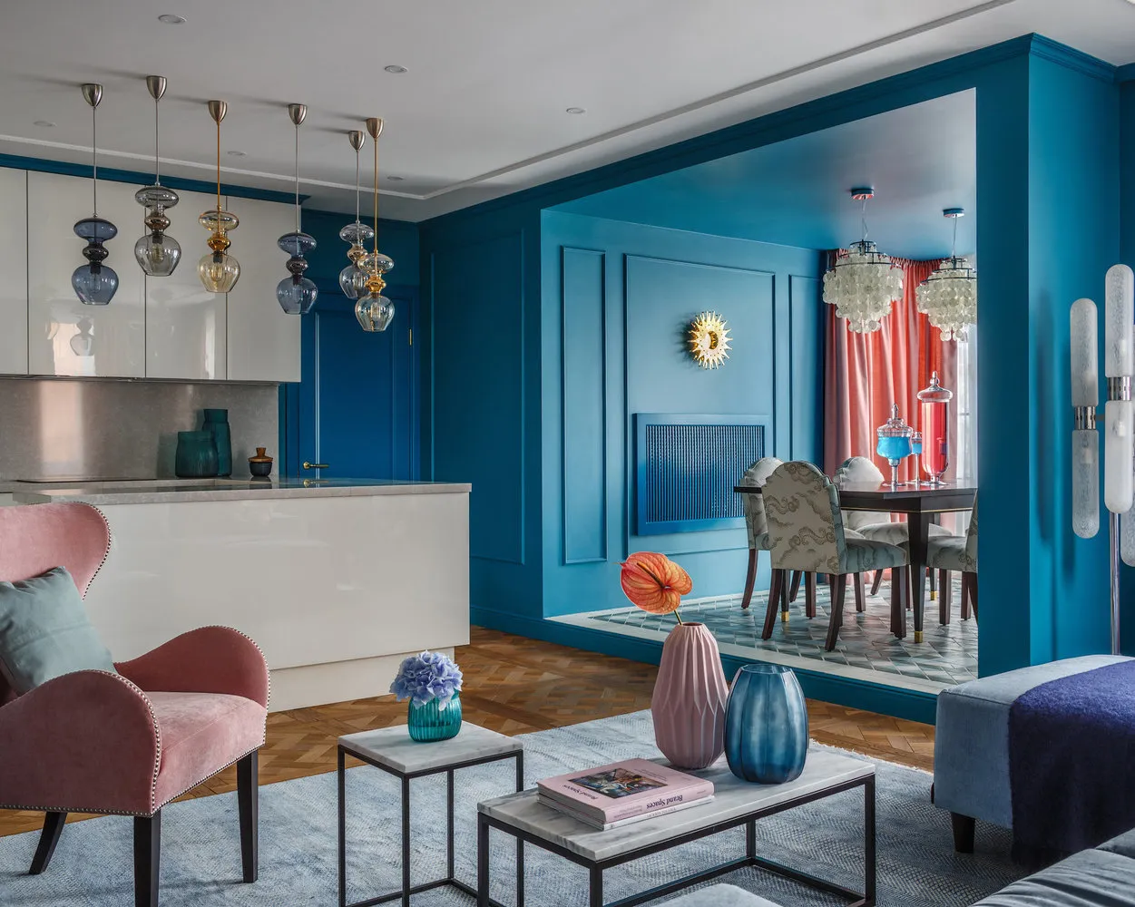 照片：混合风格厨房与餐厅，技巧，叶卡捷琳娜·科奇诺娃、伊娜·维利赫科、奥尔加·雷亚斯卡、艾亚娜·阿罕默德、Enjoy Home工作室，'设计点' – 照片在我们网站上