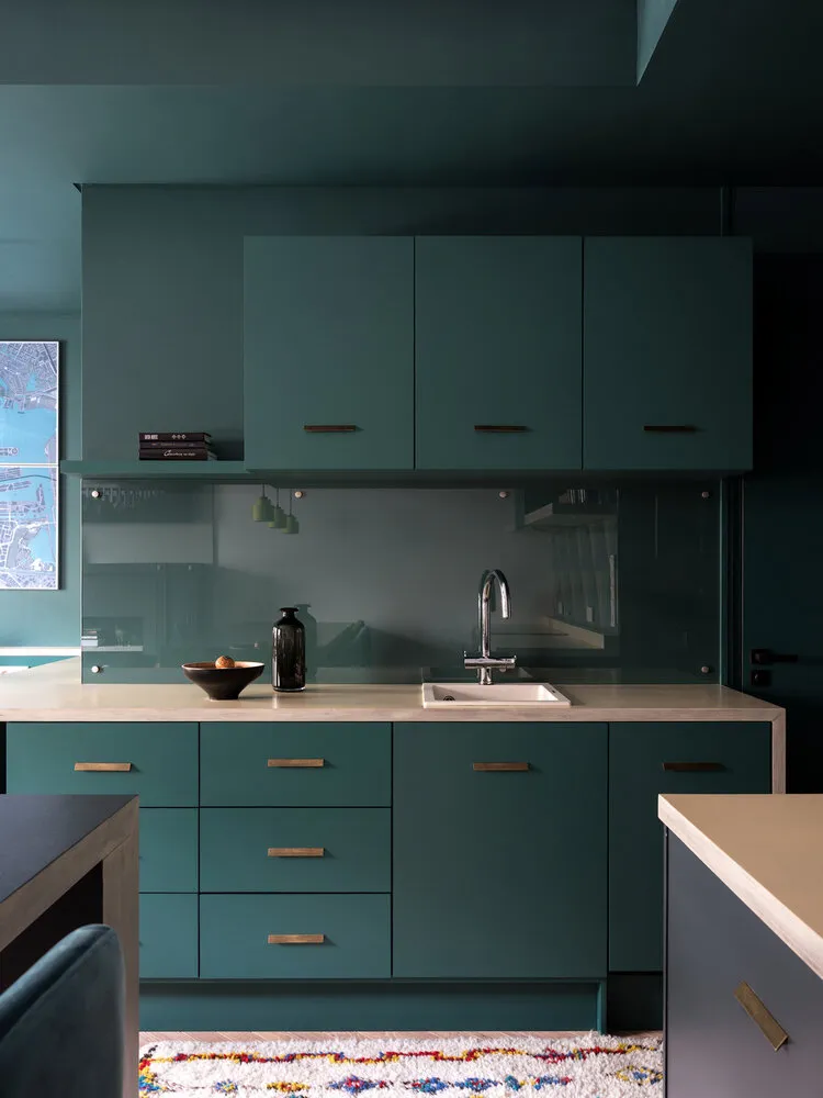 Diseño: Julia Schmid y Alexandra Taranova