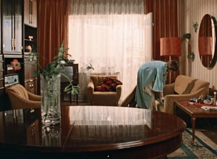 Cuadro de la película Moscú no llora, director Vladimir Menchov, Mosfilm, 1979