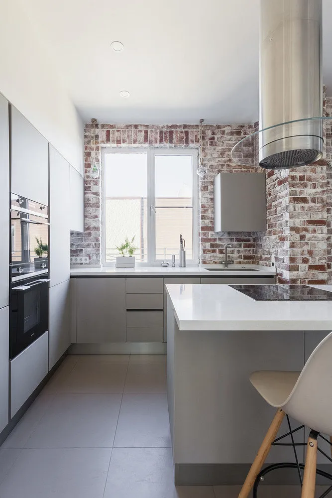 Фотографія: Кухня та столова в стилі Скандинавський, Поради, Під вікном, як задіяти під вікно – фото на нашому сайті