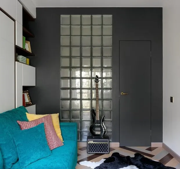 Foto: Sala de estar en estilo Moderno, Apartamento pequeño – foto en nuestro sitio web