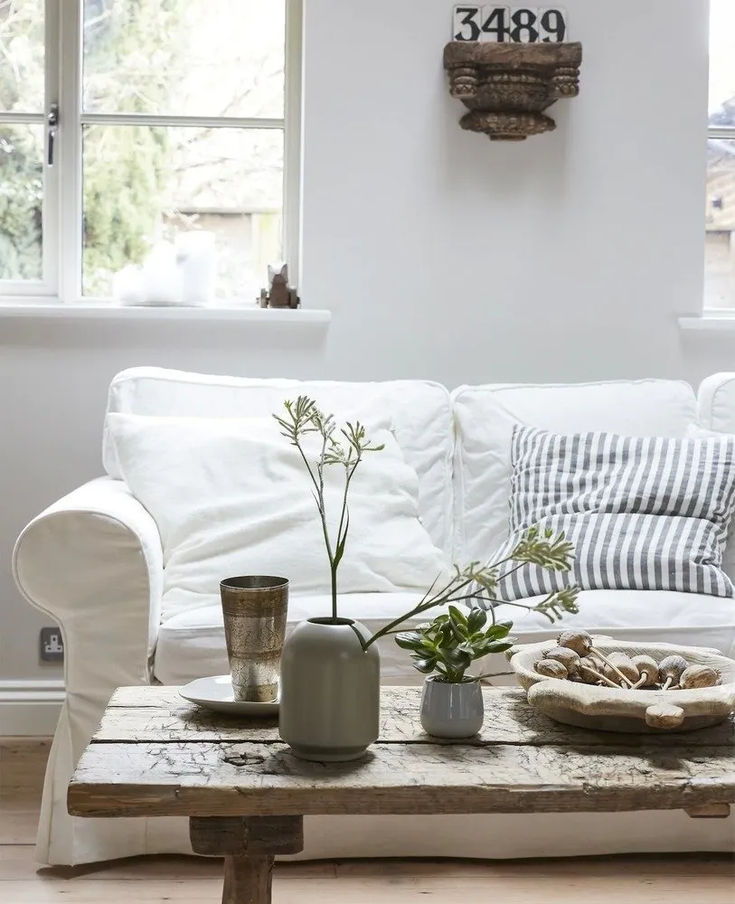 Foto: Salón en estilo Provenza y Cotidiano, Ecléctica, Decoración de interiores, Casa, Beige, Vintage, IKEA, Casa y finca, cómo ahorrar, Inglaterra, ecléctica en la cabaña, cómo decorar un interior en estilo rústico – foto en nuestro sitio web