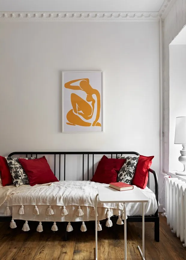 Foto: Dormitorio en estilo ecléctico, Apartamento pequeño – fotos en nuestro sitio web