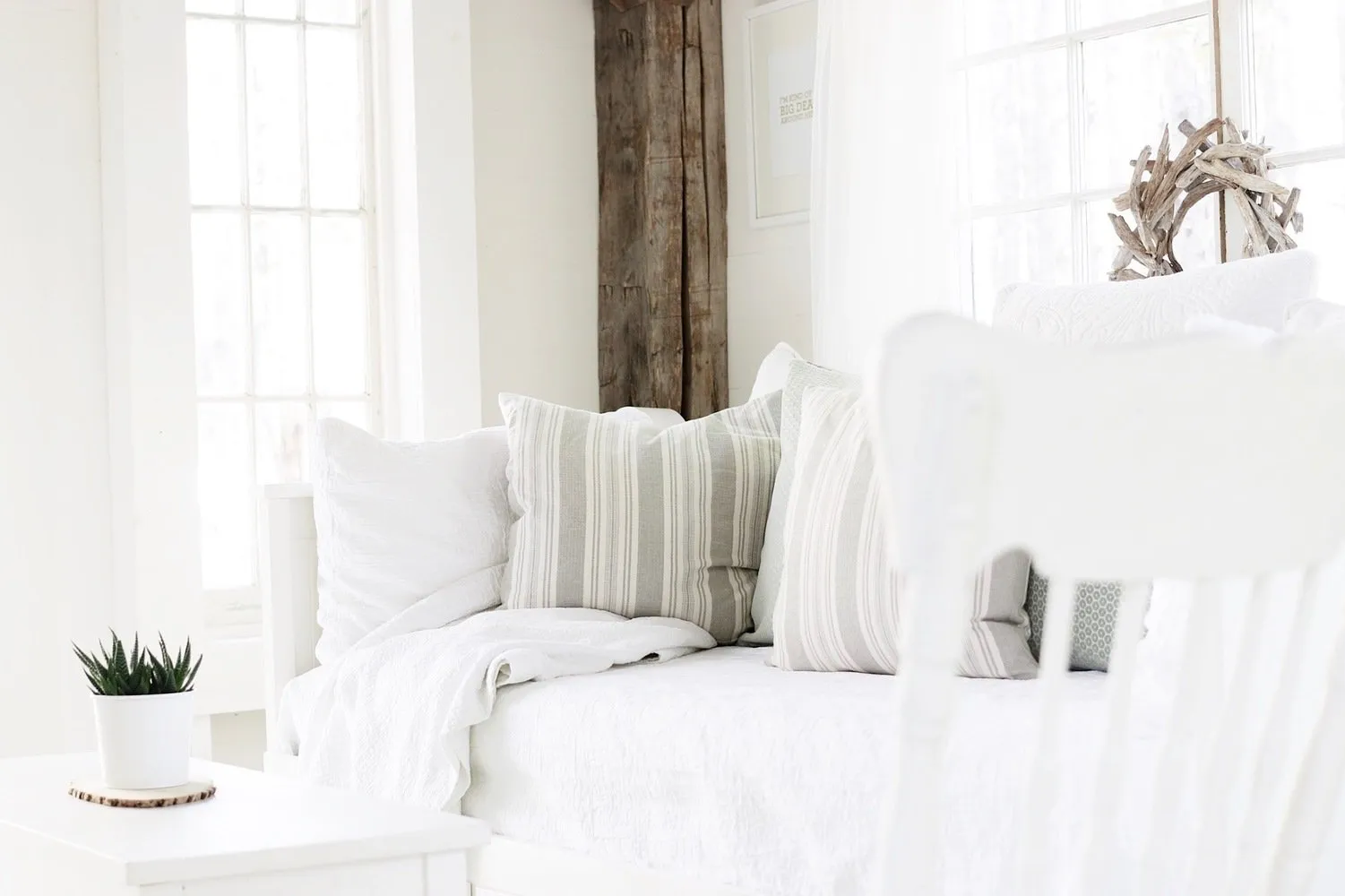 照片：普罗旺斯与乡村风格厨房及餐厅，加拿大，小屋，房屋与花园——我们网站上的照片