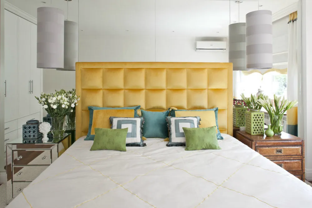 设计：安娜·德穆什金娜