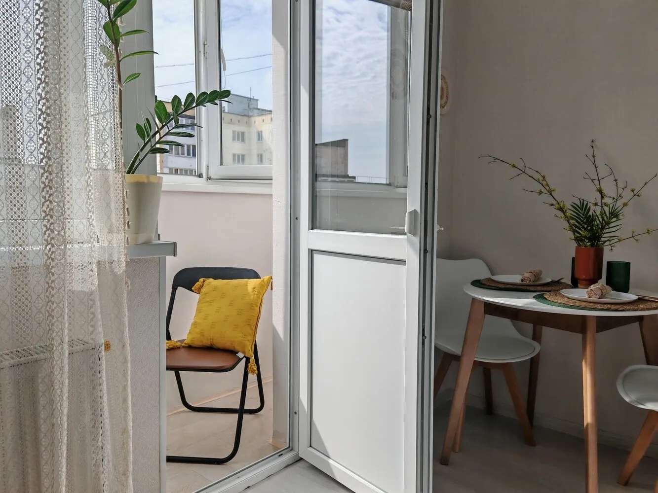 Foto: estilo moderno, apartamento pequeño, vivienda, remodelación, reforma práctica, hasta 40 metros, Gelenjik, Julia Sofronova – fotos en nuestro sitio web