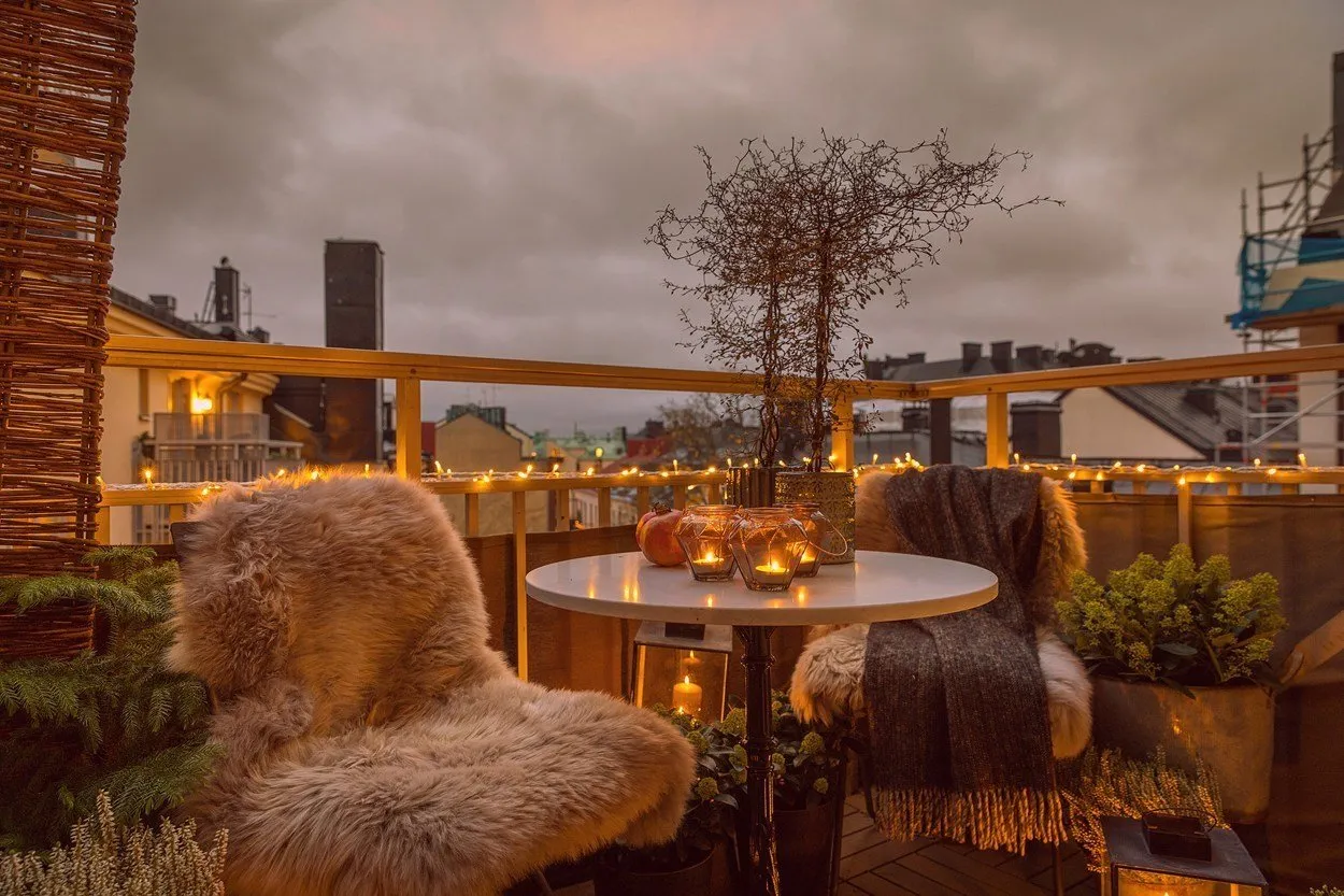 Foto: terraza en estilo escandinavo, ecléctico, decoración de interiores, apartamento, Suecia, Estocolmo, 4 habitaciones o más, más de 90 metros cuadrados – fotos en nuestro sitio web