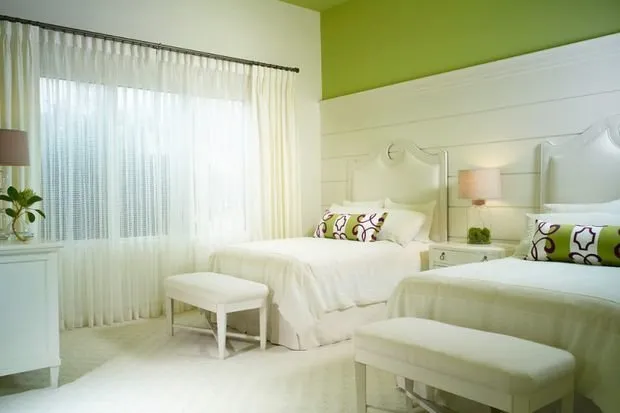 Foto: Sala de estar en estilo Escandinavo, Moderno, Dormitorio, Decoración del interior, Apartamento, Casa, Decoración, Verde – foto en nuestro sitio web