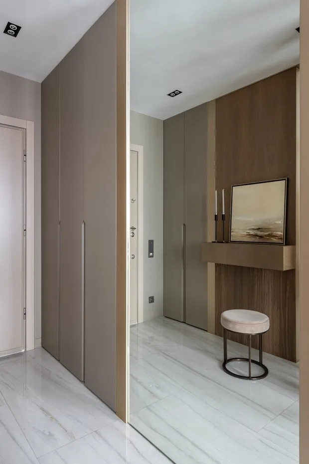 Foto: Entrada en estilo moderno, Apartamento, Proyecto de la Semana, Moscú, Edificio monolítico, 2 habitaciones, 60-90 metros, Irina Chufistova – foto en nuestro sitio web