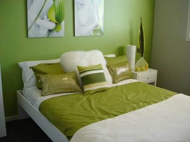 Foto: Dormitorio en estilo Clásico, Moderno, Decoración del interior, Apartamento, Casa, Decoración, Verde – foto en nuestro sitio web