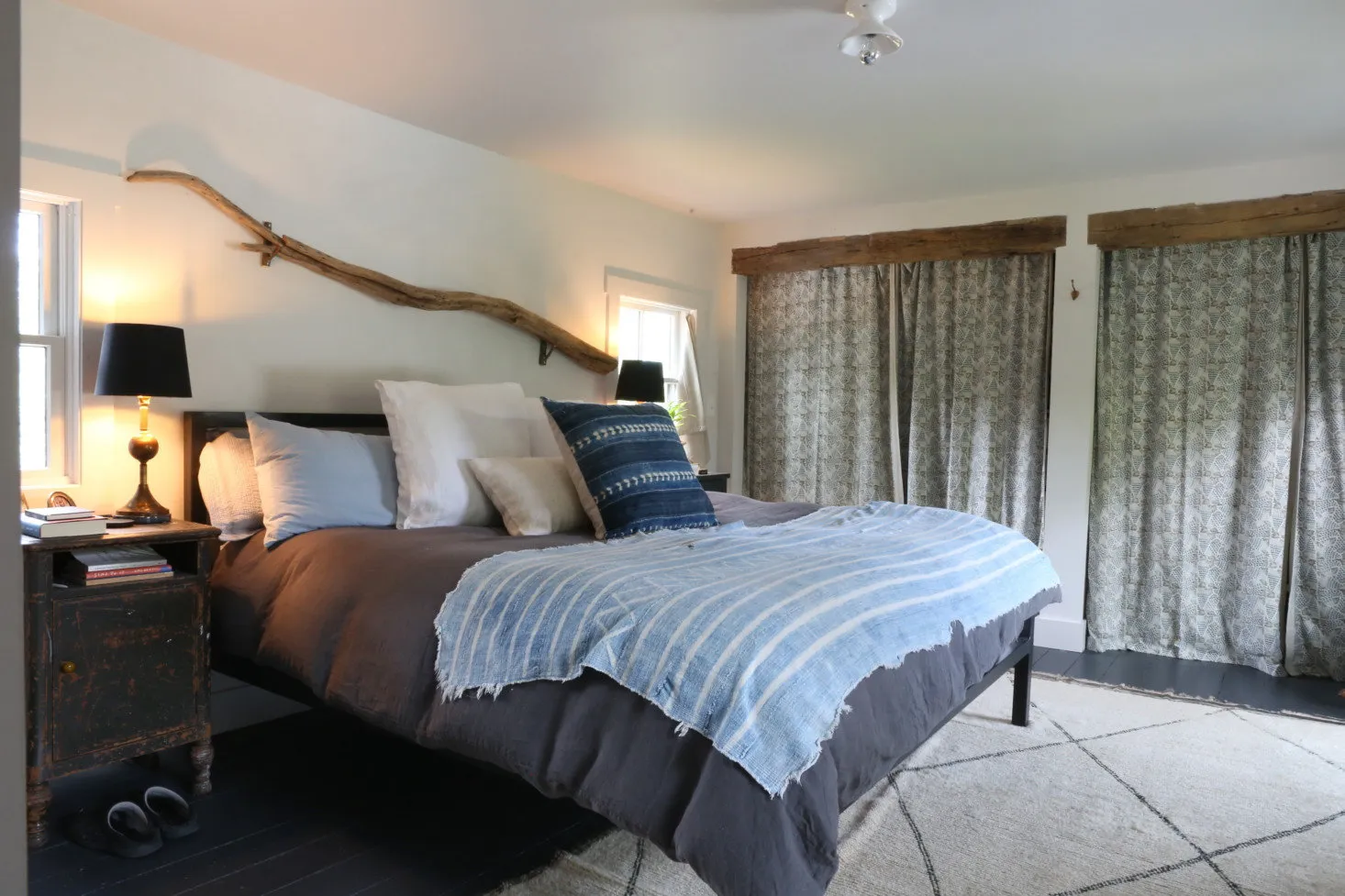 照片:斯堪的纳维亚风格房屋,提示,白色,极简主义,红色,灰色,明尼苏达州 – 网站上的照片