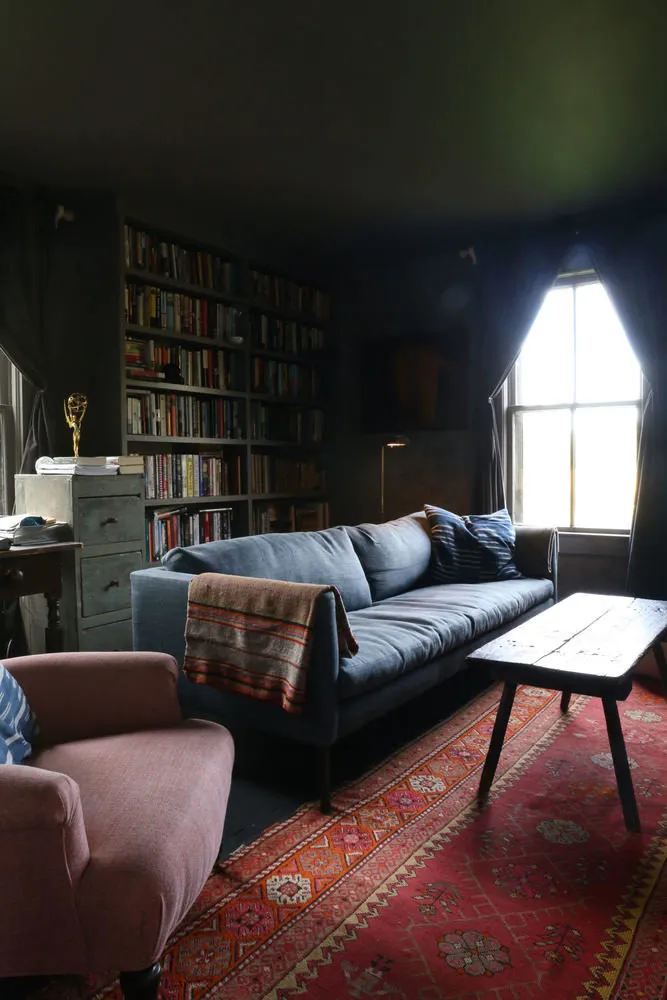 照片:经典、现代、斯堪的纳维亚风格房屋浴室,提示,白色,极简主义,红色,灰色,明尼苏达州 – 网站上的照片