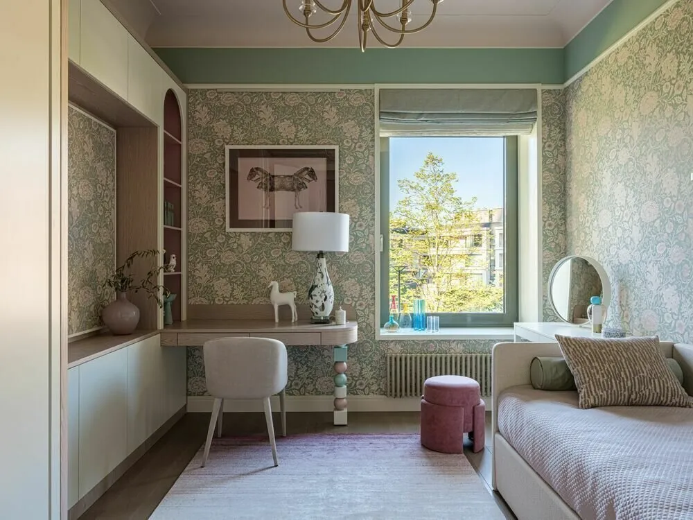 Design: Ekaterina Mitroshina, Anna Orobinskaya and Natalia Bonik