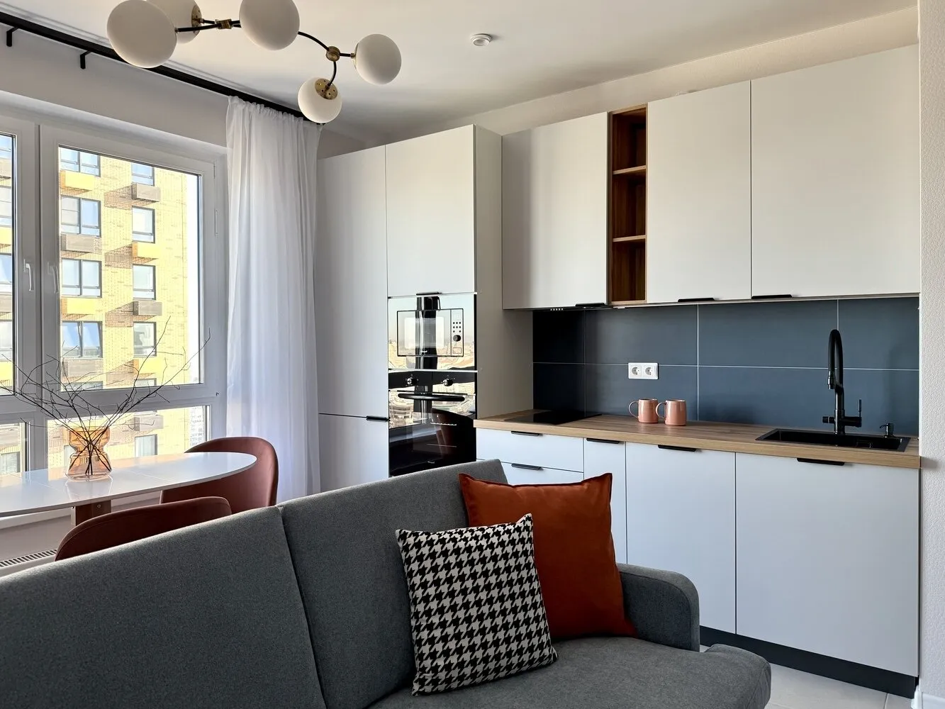 Photo: Kitchen and Dining Room, Tips – photos on our website