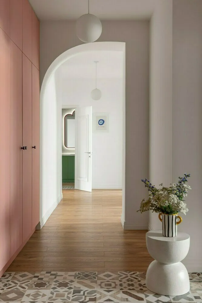 Design: Aizada Kaliyeva