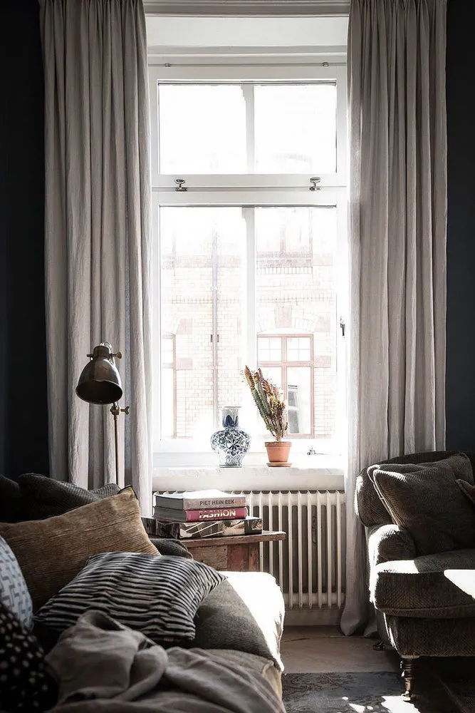 Photo: Living Room in Modern, Classical, Loft, Eclectic Style, Interior Decoration, Apartment, Sweden, White, Blue, Gray, Gothenburg, Storage in Hallway, Loft Decor, Kitchen Storage System Organization, How to Organize Storage in Bedroom, Kitchen with Island, 2 Rooms, Over 90 Square Meters – Photo on Our Website