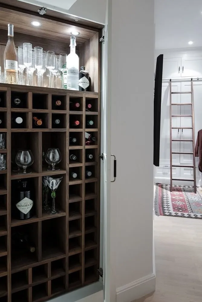 Photo: in Modern, Classical, Loft, Eclectic Style, Interior Decoration, Apartment, Sweden, White, Blue, Gray, Gothenburg, Storage in Hallway, Loft Decor, Kitchen Storage System Organization, How to Organize Storage in Bedroom, Kitchen with Island, 2 Rooms, Over 90 Square Meters – Photo on Our Website