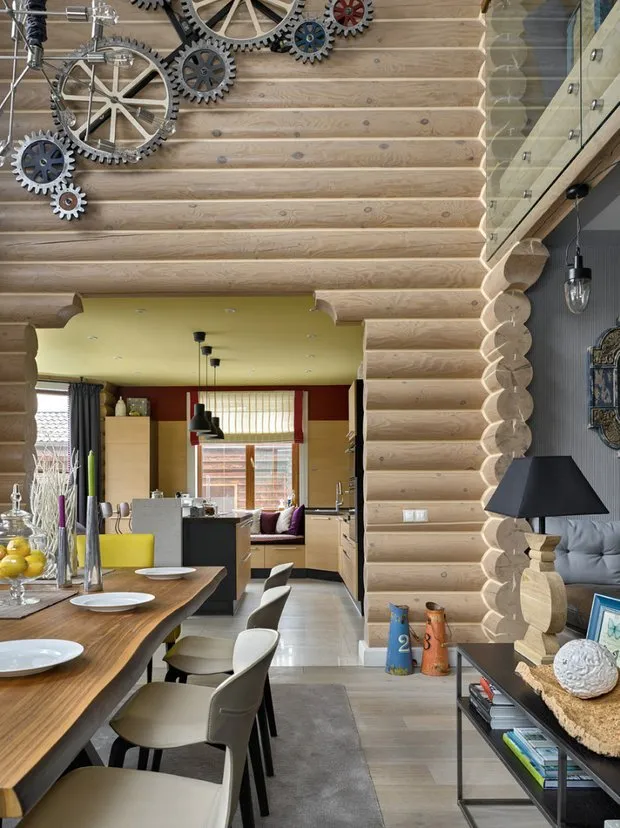 设计：Ilya 和 Svetlana Khomiyakov