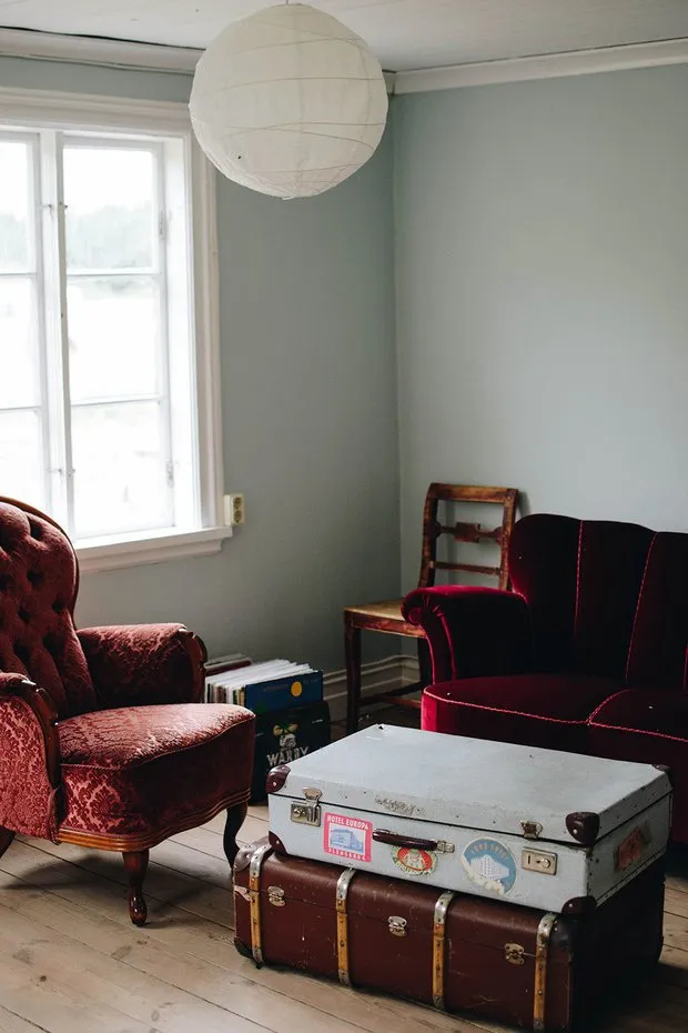 照片:极简风格客厅,家居与庄园,庄园灵感 – 我们网站上的照片