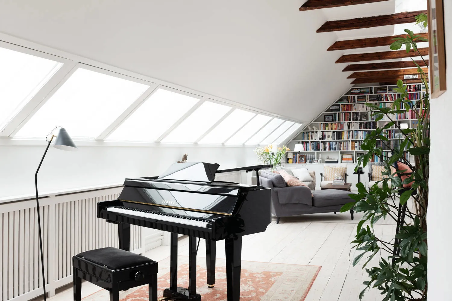 照片:北欧风格客厅,现代,室内装饰,公寓,白色,米色,3个房间,超过90平方米 – 我们网站上的照片