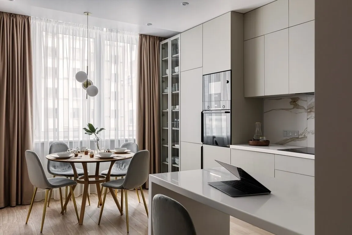 Foto: Cocina y comedor en estilo Moderno, Decoración de interiores, Apartamento, Proyecto de la semana, San Petersburgo, 2 habitaciones, 60-90 metros, Silva Gonian Design, Silva Gonian – fotos en nuestro sitio web