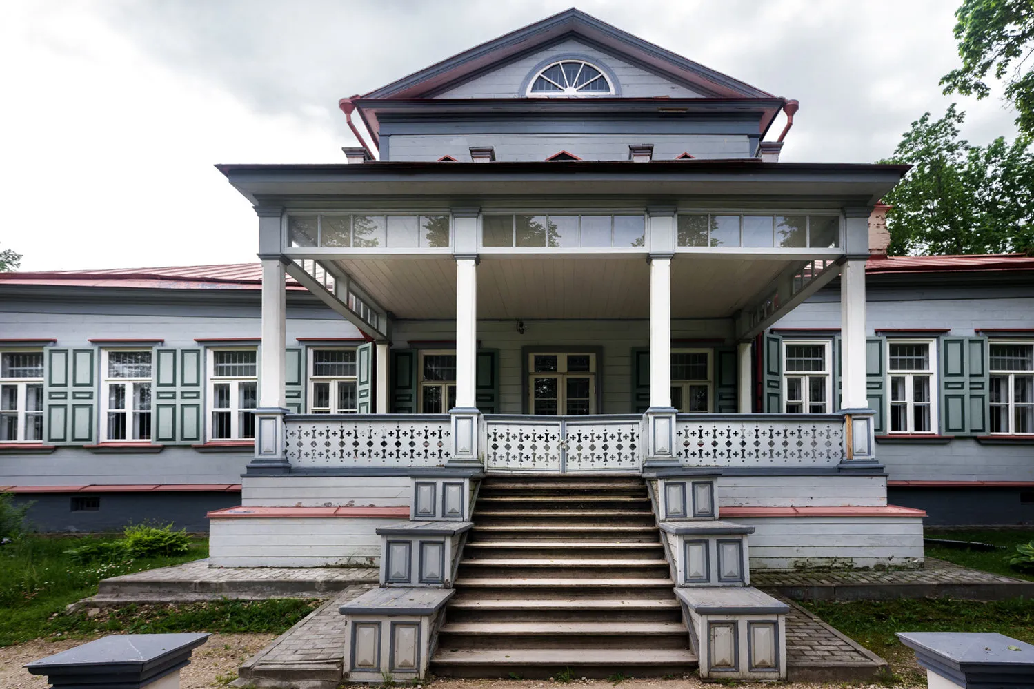 照片：风格，向导，娜塔莉亚·格拉杜索娃——我们网站上的照片