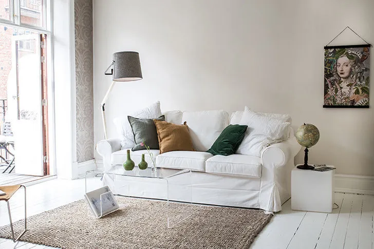 照片：北欧风格客厅，室内装饰，公寓，瑞典，3室 – 我们网站上的照片