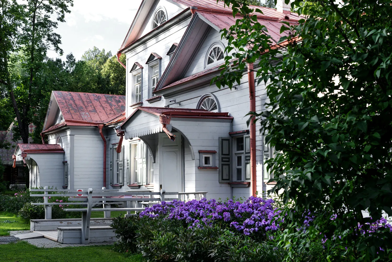 照片：风格，向导，娜塔莉亚·格拉杜索娃——我们网站上的照片