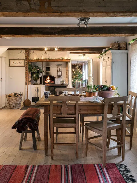 Photo: Kitchen and dining room in Provence and Countryside style, Interior decoration, House, Sweden, Scandinavian interior, Christmas decor, New Year's decor, how to decorate an interior for the new year – photo on our website
