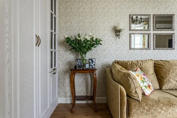 Foto: Sala de estar en estilo Clásico, Apartamento pequeño – foto en nuestro sitio web