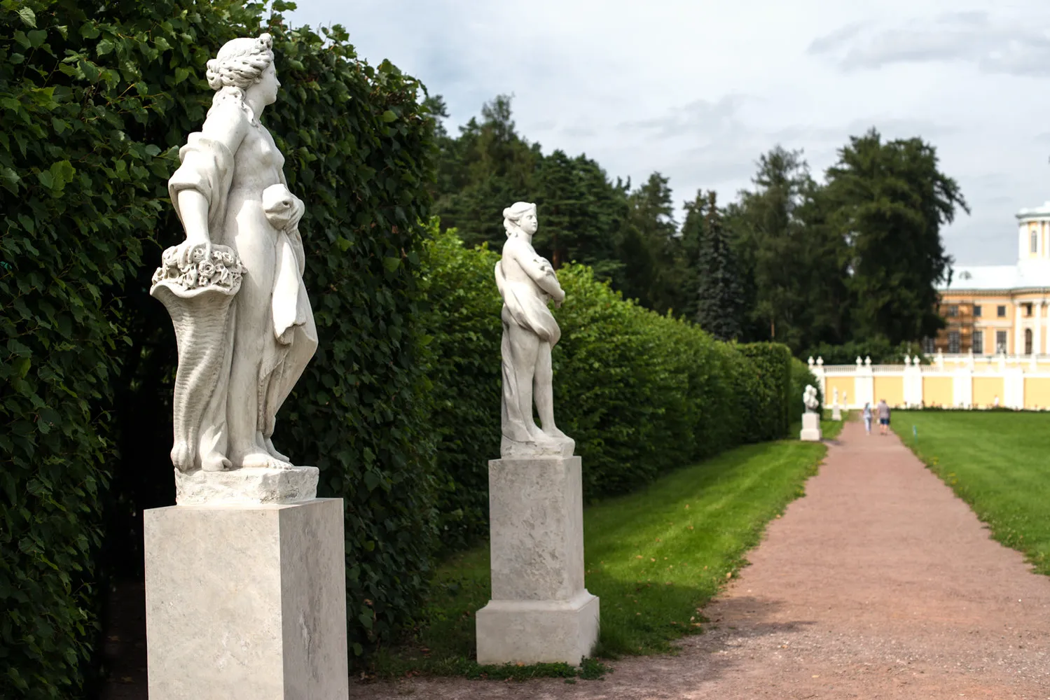 照片：风格，向导，娜塔莉亚·格拉杜索娃——我们网站上的照片