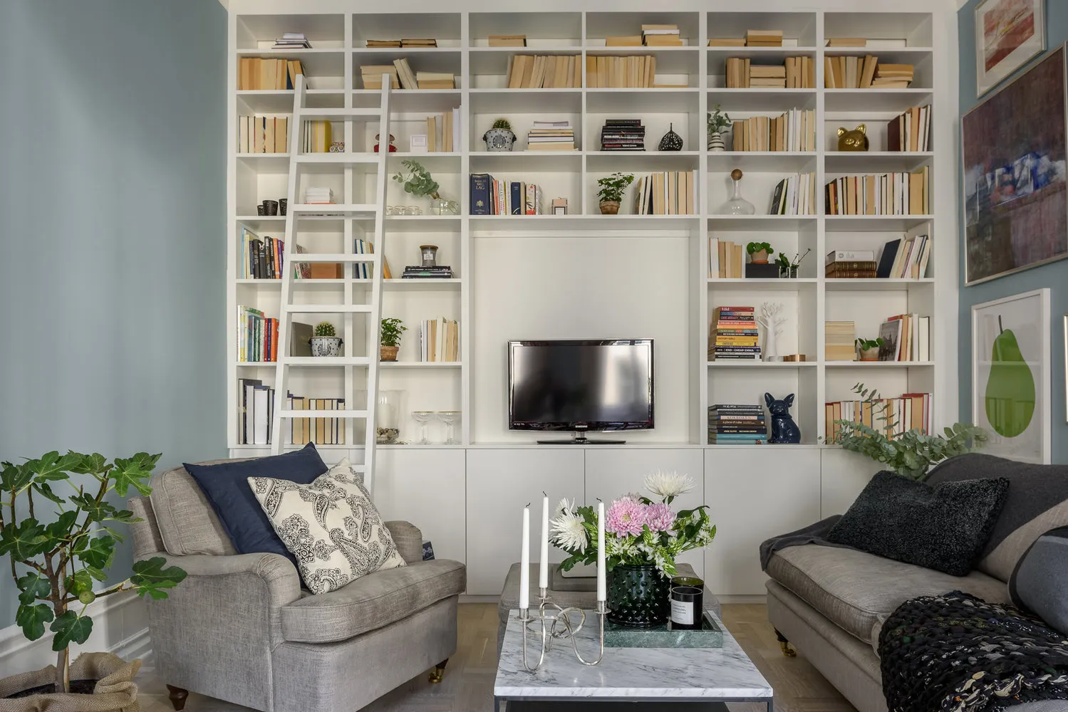 Фотография: Гостиная в стиле Современный, Скандинавский, Декор интерьера, Квартира – фото на нашем сайте