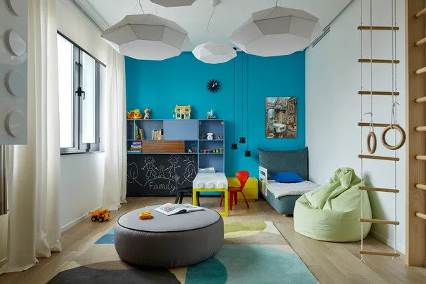 设计:马克·卡西莫夫