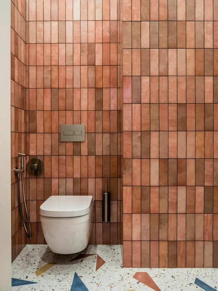 Foto: Baño en estilo moderno, Proyecto de la Semana, 4 o más habitaciones, Más de 90 metros cuadrados – fotos en nuestro sitio web