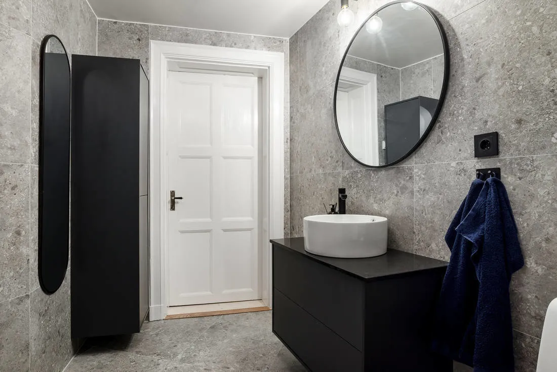 照片:斯堪的纳维亚浴室,极简主义,公寓,小贴士,40-60平方米 – 我们网站上的照片