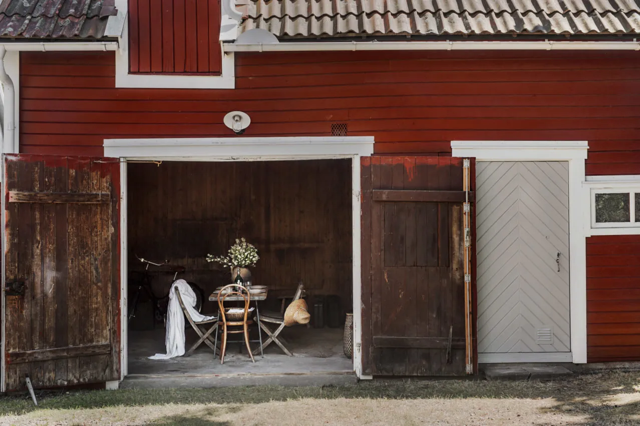 Photo: Miscellaneous in Provence and Cottage style, Scandinavian, Decoration and DIY, House, Sweden, Home decor, White, Stockholm, Grey, Cozy minimalism – photo on our website