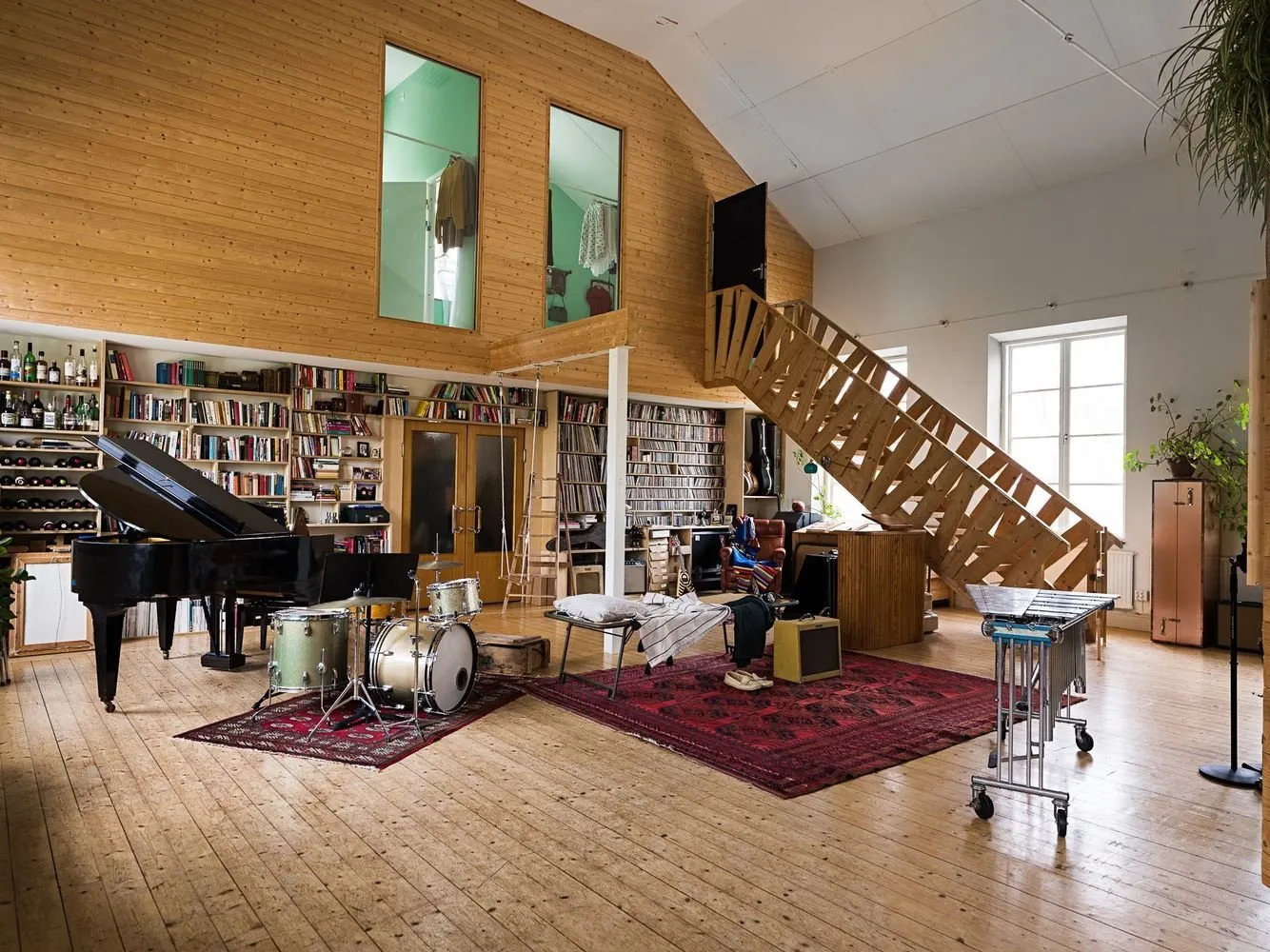 Photo: in style , Scandinavian, Modern, House, White, Villa, Mansion, Stockholm, Orange, Brown, Home and Cottage, 4 or More, Over 90 Meters – Photo on Our Website