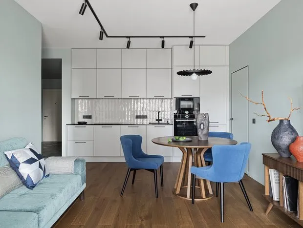 Foto: estilo moderno, apartamento, minimalismo, proyecto de la semana, San Petersburgo, edificio monolítico, 3 habitaciones, 60-90 metros, Svetlana Mamaenko – foto en nuestro sitio web