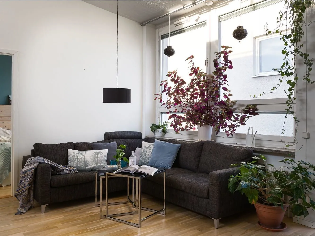 Photo: in style, Scandinavian, Modern, Apartment, Tips, White, Grey, Blue, 3 rooms, 40-60 sqm – photo on our website