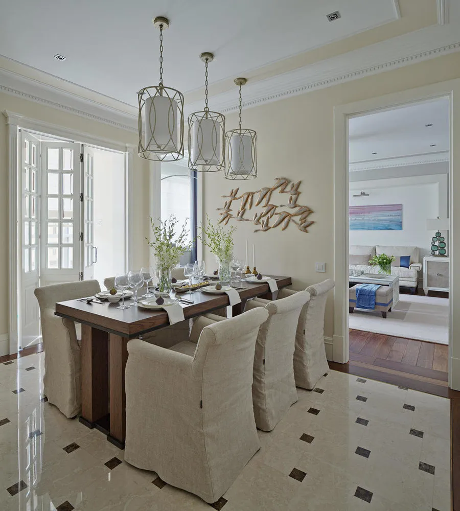 Designer: Margarita Melnikova
Architect: Evgeny Kovanovsky