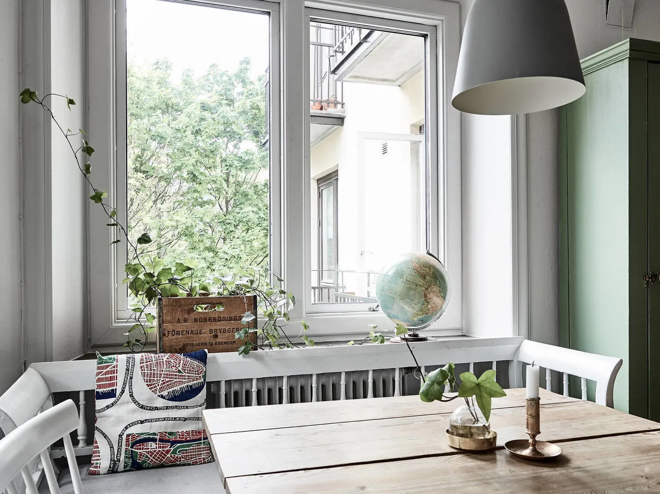 照片:北欧风格厨房和餐厅,公寓,技巧 – 我们网站上的照片