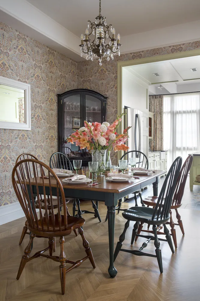 设计：奥莉萨·施利亚赫蒂娜